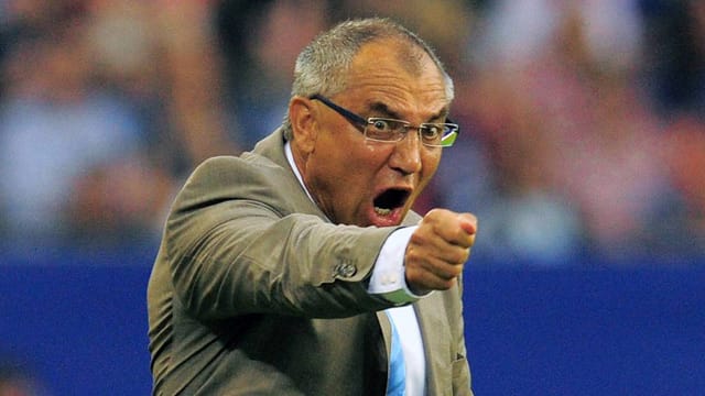 Felix Magath ist auch in England berüchtigt für seine harten Trainingsmethoden und seine ruppige Art.
