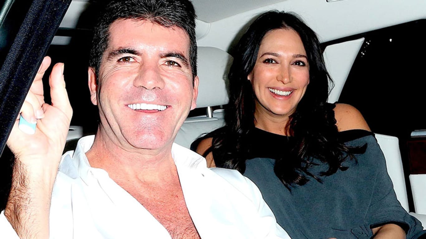 Simon Cowell und Freundin Lauren sind Eltern geworden.