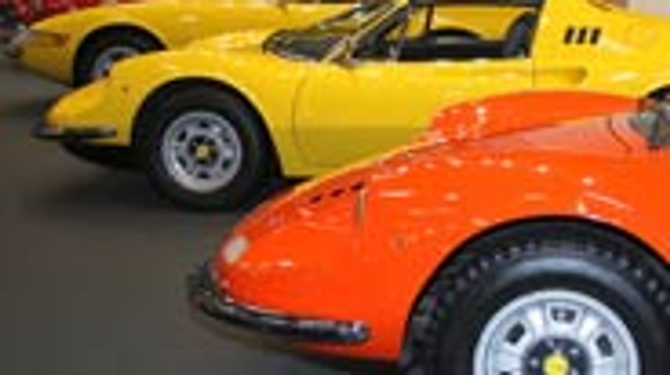 Mit dem Dino 246 hatte Ferrari von 1969 bis 1974 ein Einstiegsmodell mit V6-Mittelmotor im Programm.
