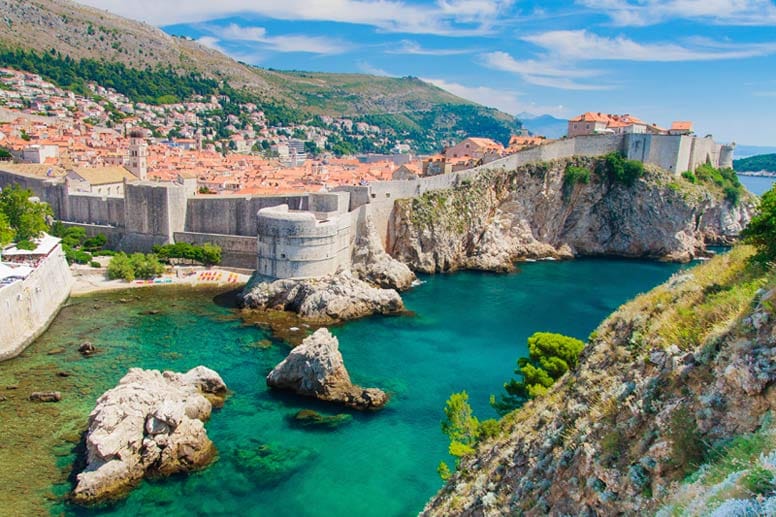 ... Kroatien (im Bild die Altstadt von Dubrovnik),...