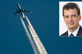 Lassen Flugzeuge Kerosin ab? Pilot Jörg Handwerg gibt bei T-Online.de Antworten