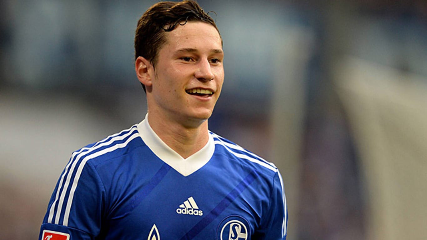 Julian Draxler vom FC Schalke 04 hat gut lachen: Internationale Top-Klubs reißen sich um das Talent.
