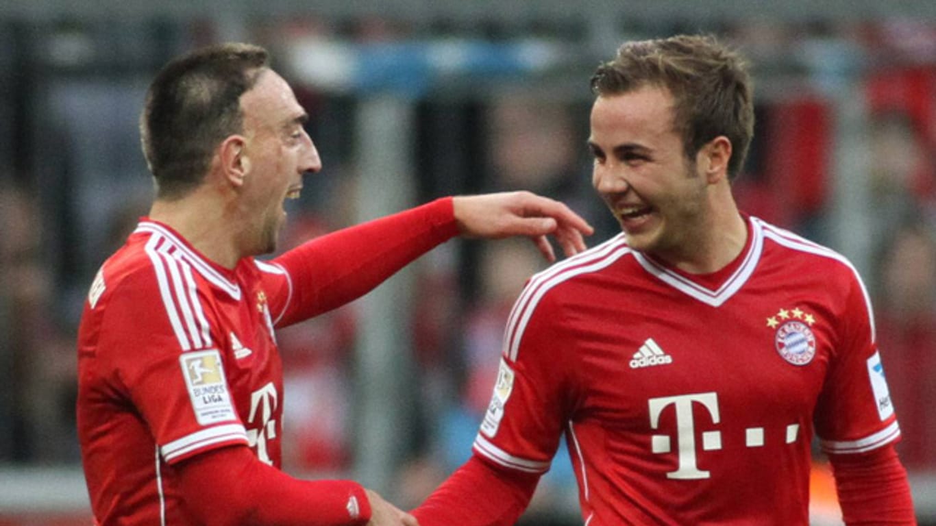 Gute Laune bei Mario Götze (re.) und Franck Ribéry: Sie sind die Top-Verdiener beim FC Bayern.