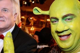 Markus "Shrek" Söder und Horst Seehofer bei der Frankenfastnacht.
