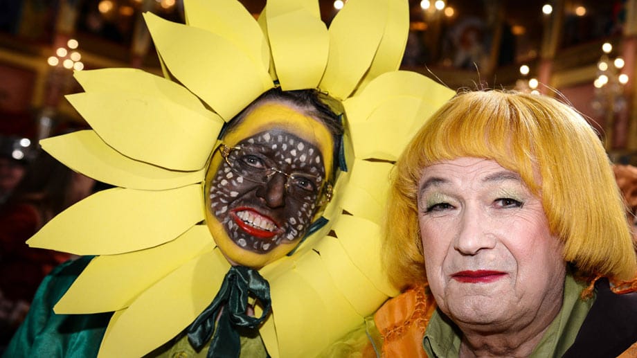 Zur "Fastnacht in Franken" erschien Ex-Ministerpräsident Günther Beckstein als Claudia Roth