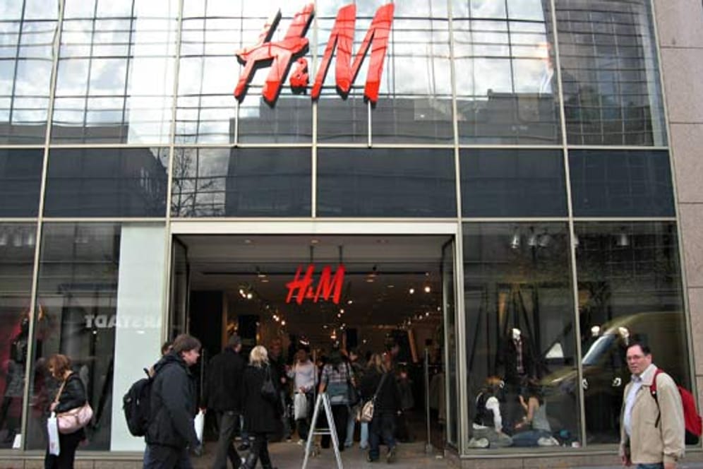 H&M: Modekette sammelt Altkleider.