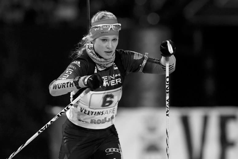 Julia Pieper beim Promi-Rennen in der Veltins-Arena.