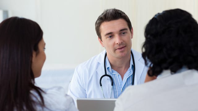 Bei planbaren Krankenhausaufenthalten sollten Patienten gründlich recherchieren, welche Klinik geeignet ist. Bei planbaren Krankenhausaufenthalten sollten Patienten gründlich recherchieren, welche Klinik geeignet ist.