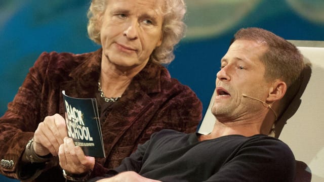 Thomas Gottschalk (li.) und Til Schweiger bei "Gottschalks großes Klassentreffen". Thomas Gottschalk (li.) und Til Schweiger bei "Gottschalks großes Klassentreffen".