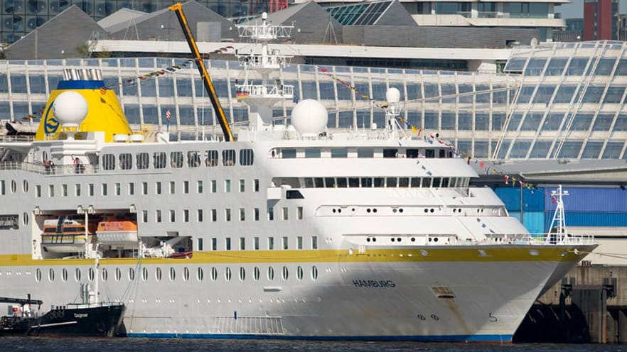 Das Kreuzfahrtschiff "Hamburg" (Archivbild): Bis Ende Juli ist das Schiff noch achtmal im Hamburger Hafen zu sehen. Das Kreuzfahrtschiff "Hamburg" (Archivbild): Bis Ende Juli ist das Schiff noch achtmal im Hamburger Hafen zu sehen.