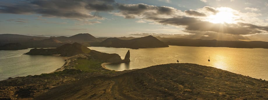 Für diejenigen, die zu den Galapagos Inseln fahren dürfen, eröffnet sich eine einzigartige Landschaft mit ihrer einmaligen Tierwelt.