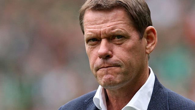 Nach nur einem Monat verlässt Frank Arnesen die Ukraine schon wieder. Nach nur einem Monat verlässt Frank Arnesen die Ukraine schon wieder.