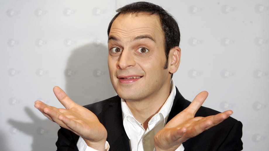 Mit der neuen Show "Geht's noch?! Kayas Woche" schickt RTL den Comedian an den Start. Mit der neuen Show "Geht's noch?! Kayas Woche" schickt RTL den Comedian an den Start.
