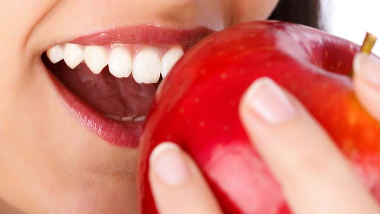 Äpfel sind wahre Kraftpakete für unsere Gesundheit und sollten regelmäßig auf unserem Speiseplan stehen.