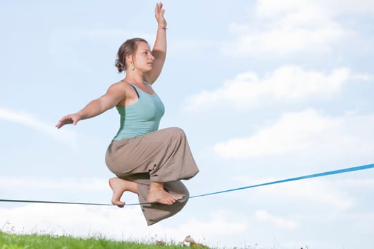 Balance ist das A und O beim Slacklining