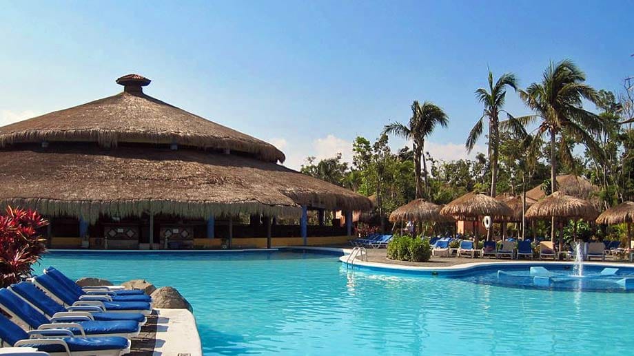 Unter Palmen können Gäste im "ClubHotel Riu Tequila" in Mexiko einfach die Seele baumeln lassen.