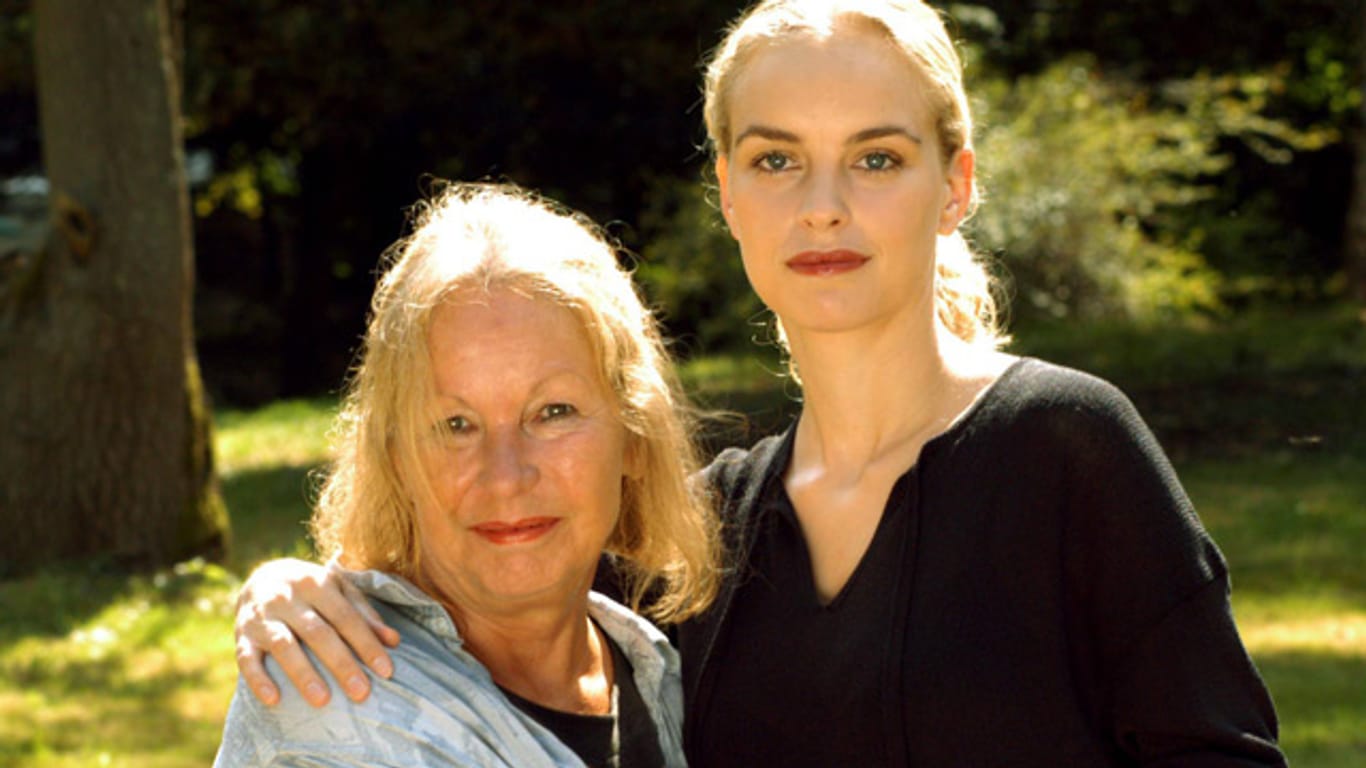 Schauspielerin und Grünen-Politikerin Heidemarie Hoss-Rohweder zusammen mit ihrer Tochter Nina Hoss