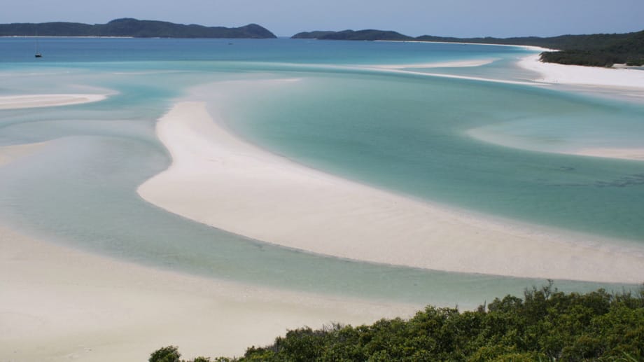 Platz 5: Whitehaven Beach, Australien. "Das Wasser ist kristallklar und der Sand ist weißer als man sich vorstellen kann, es ist einfach traumhaft!"