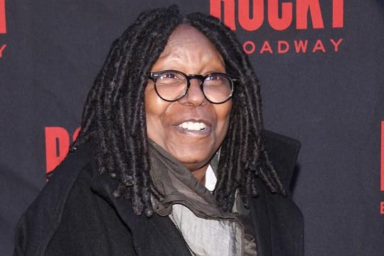 Whoopi Goldberg ist Uroma geworden.