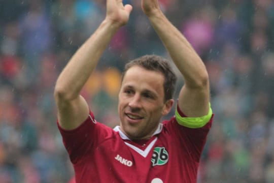 Steven Cherundolo von Hannover 96 beendet seine aktive Karriere.