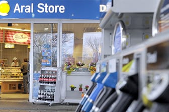 Aral-Store: Künftig zieht Rewe mit seinem Sortiment in einige Tankstellen ein