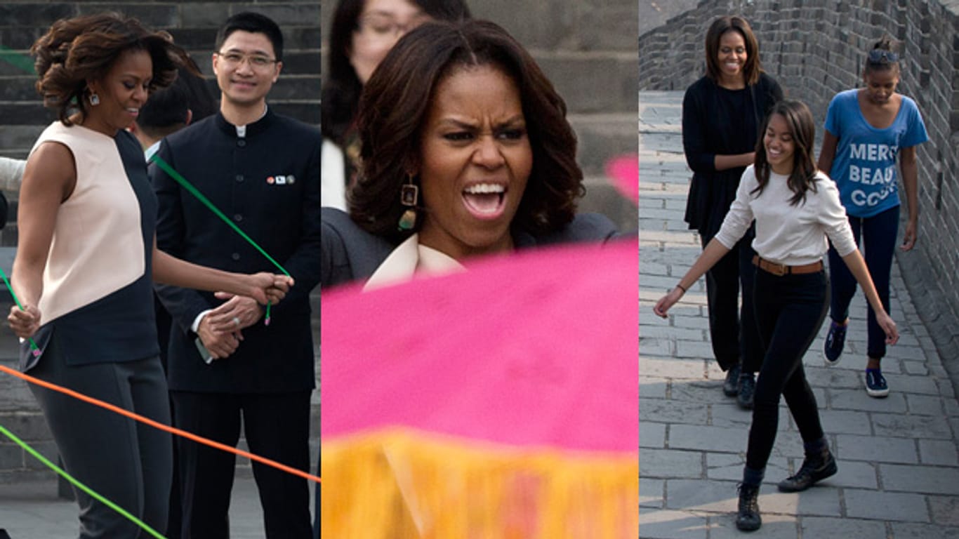 Michelle Obama genießt ihre China-Reise in vollen Zügen: Ob beim Seilspringen mit chinesischen Schülern, beim gemeinsamen Tanz oder dem Besteigen der chinesischen Mauer mit ihren beiden Töchtern Malia (vorne) und Sasha (re.) - so sieht eine glückliche First Lady aus. (Bilder v. li. n. re.)