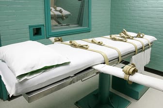 Todeszelle im Gefängnis von Huntsville/Texas: Hinrichtung durch Giftspritze.