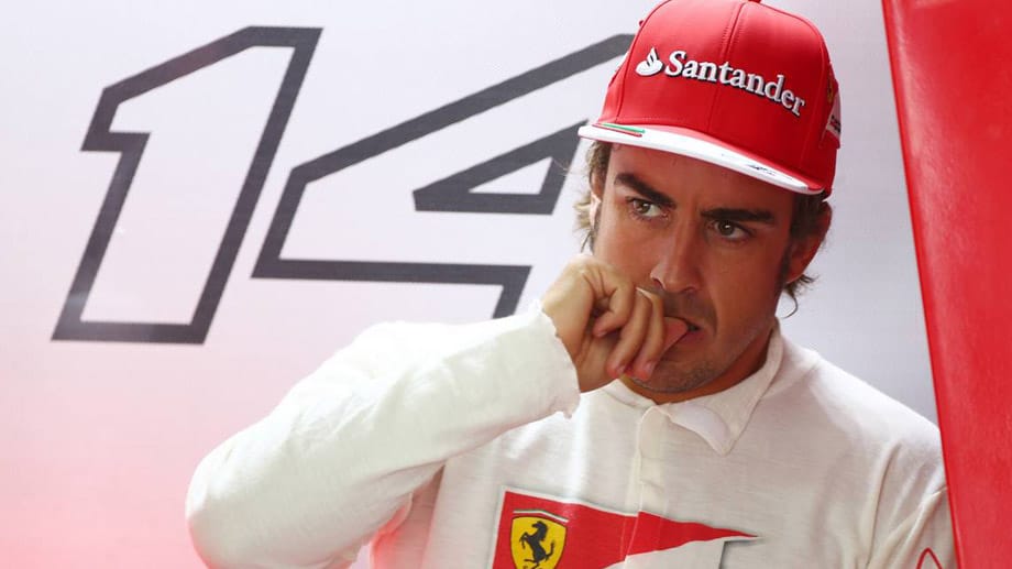 Ferrari-Pilot Fernando Alonso: Die Scuderia liegt aktuell meilenweit hinter Mercedes. Ferrari-Pilot Fernando Alonso: Die Scuderia liegt aktuell meilenweit hinter Mercedes.