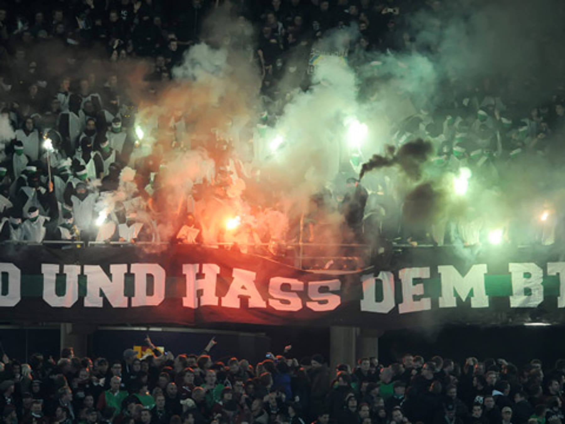 Hannover 96 Zweitligist erhöht Ticketpreise nach DFB-Strafen