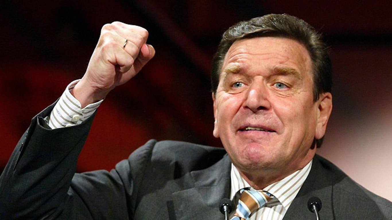 Als Kanzler war Gerhard Schröder (SPD) immer ein Mann klarer Worte und von sich selbst überzeugt