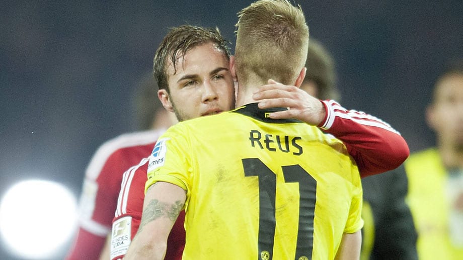 Mario Götze (hinten) und Marco Reus tragen zwar mittlerweile unterschiedliche Trikots, die Freundschaft ist aber geblieben. Mario Götze (hinten) und Marco Reus tragen zwar mittlerweile unterschiedliche Trikots, die Freundschaft ist aber geblieben.