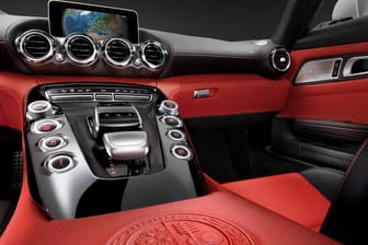 Mercedes-AMG GT: Erster Einblick ins Cockpit des neuen Schwaben-Sportlers