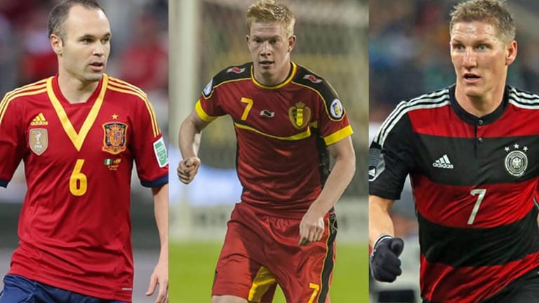 Andres Iniesta, Kevin de Bruyne und Bastian Schweinsteiger: Mit Spanien, Belgien und der deutschen Nationalmannschaft ist bei der WM zu rechnen.