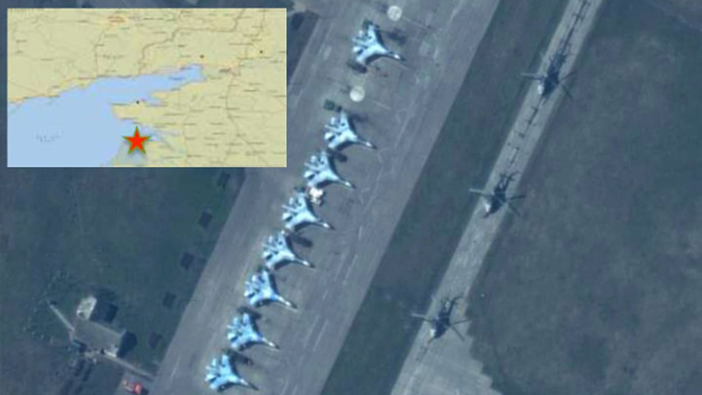 Am 10. April präsentierte die Nato Satellitenbilder von russischen Streitkräften in der Nähe der Grenze zur Ukraine