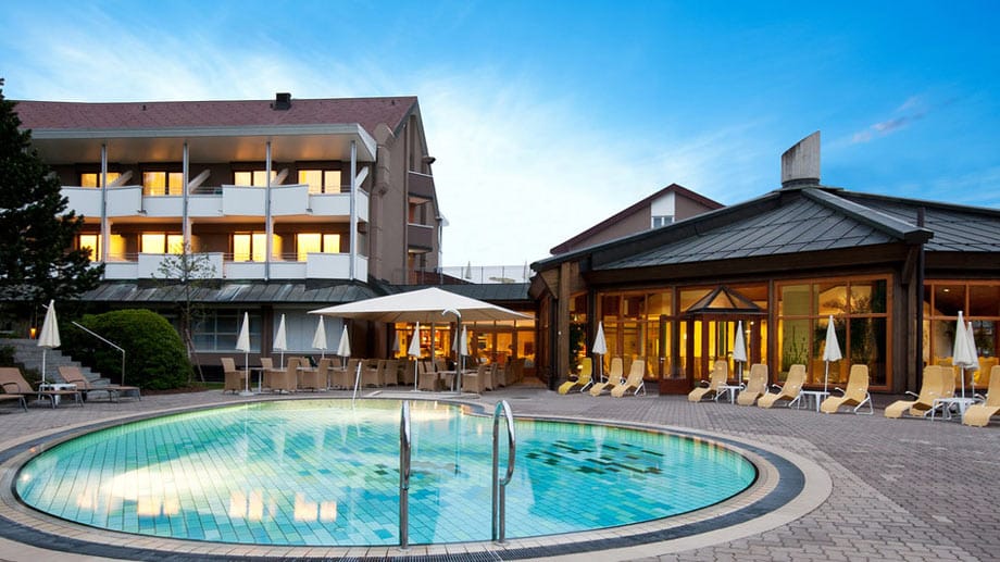 Das einzigartige "Thermenhotel Stoiser" (4+ Sterne) in Loipersdorf in der Steiermark verfügt über eine eigene Bade- und Saunalandschaft sowie über ein Gesundheitszentrum.
