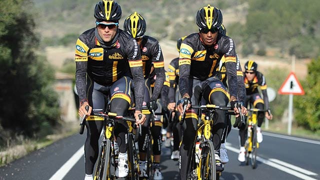 Seite an Seite: Gerald Ciolek (links) und sein Teamkamerad Daniel Teklehaimanot verfolgen mit MTN Qhubeka ein besonderes Ziel.