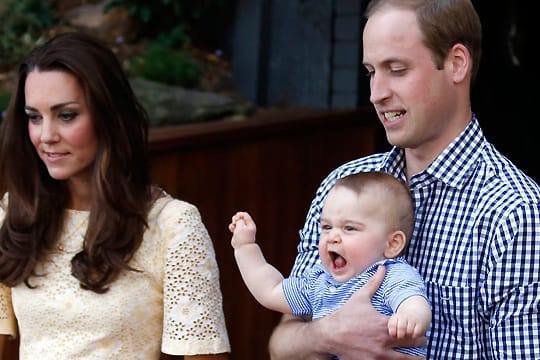 Prinz George zeigte beim Zoobesuch in Australien, dass er sich auch ganz unadelig verhalten kann.