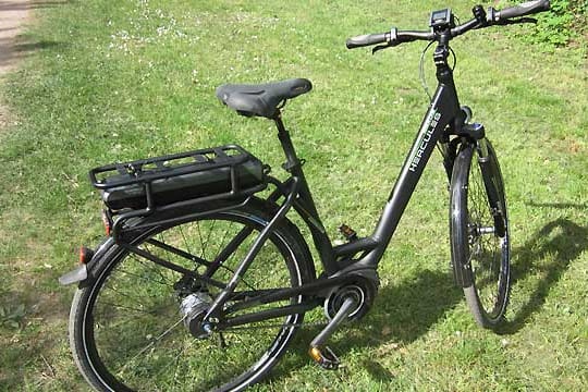 Hercules Edison mit neuem Shimano-Mittelmotor im Test