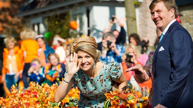 König Willem-Alexander und seine Frau Königin Maxima feiern den ersten Königstag der niederländischen Geschichte. König Willem-Alexander und seine Frau Königin Maxima feiern den ersten Königstag der niederländischen Geschichte.