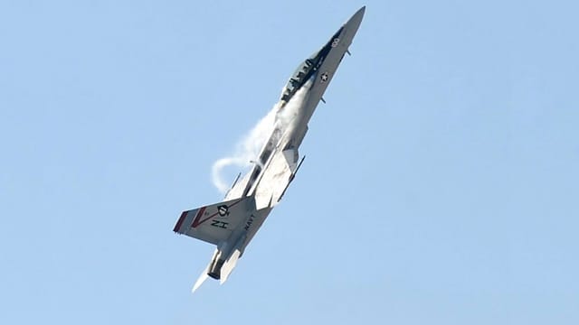 Ein neues Abkommen soll den USA eine größere Truppenpräsenz auf der Insel und verstärkt Marinebesuche und Militärübungen erlauben. Ein neues Abkommen soll den USA eine größere Truppenpräsenz auf der Insel und verstärkt Marinebesuche und Militärübungen erlauben.