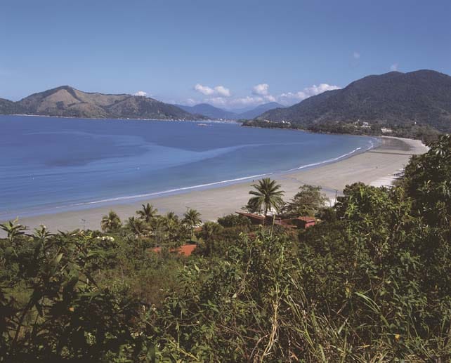 Und auch beim Strand Praia do Cedro im Städtchen Ubatuba sind sich alle einig: paradiesisch!