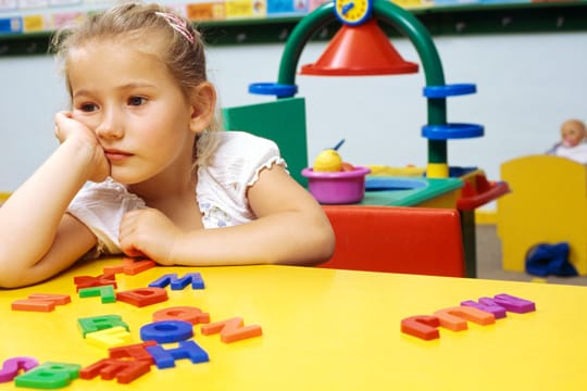 Mehr als jedes achte Kindergartenkind ist laut einer Studie von Symptomen einer Depression oder Angststörung betroffen.