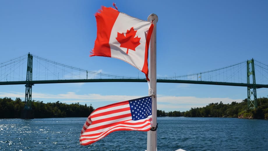 Zwischen den USA und Kanada: Die Ausflugsdampfer der Gananoque Boat Line überschreiten ständig die Staatsgrenze.