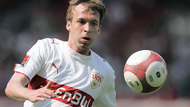 Andreas Hinkel in der Saison 2005/2006 im Trikot des VfB Stuttgart.