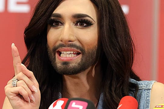 Conchita Wurst erklärte, wie sie die Minuten vor dem ESC-Gewinn erlebte.