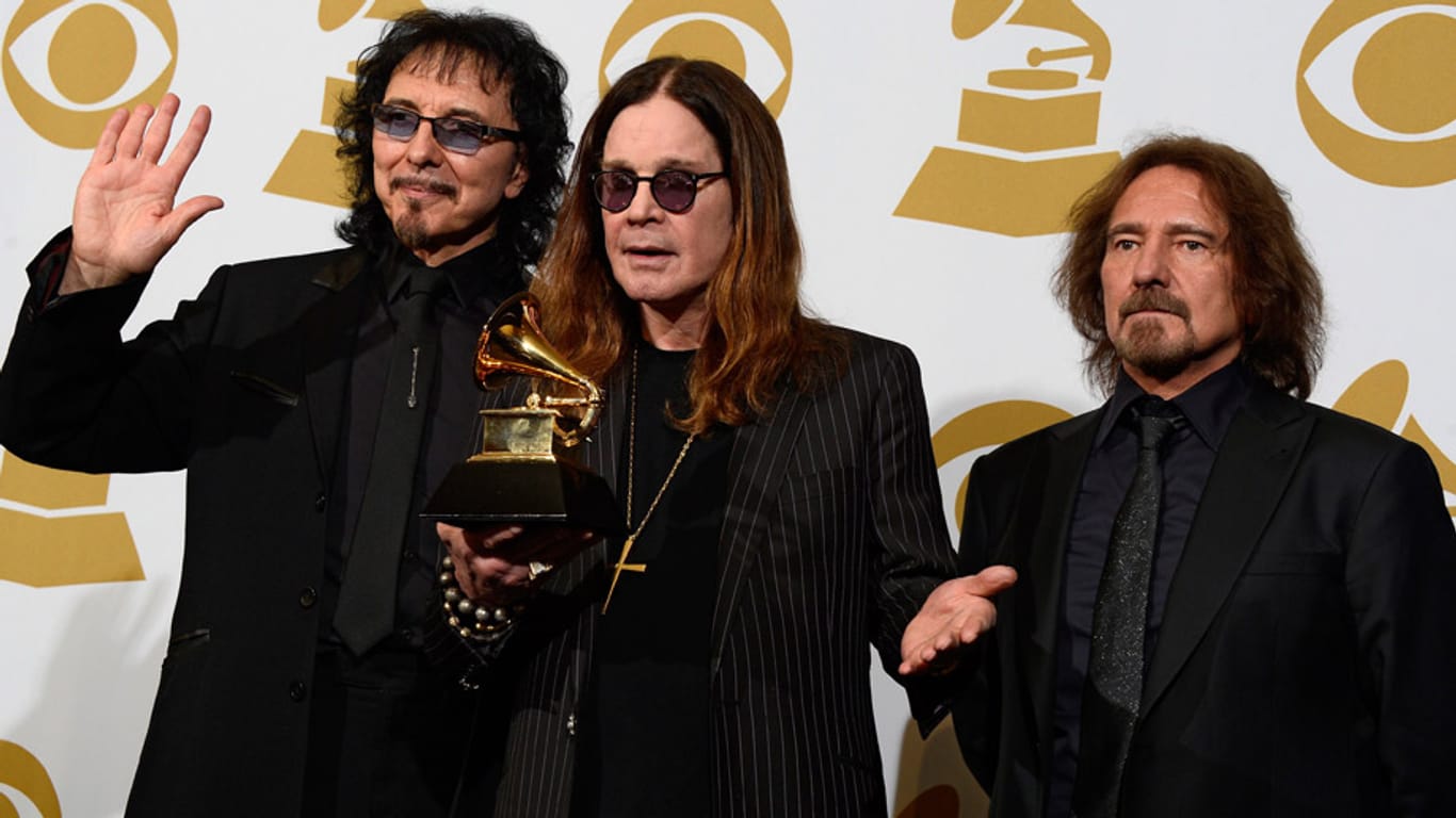 Die Black-Sabbath-Musiker Tony Iommi, Ozzy Osbourne und Geezer Butler