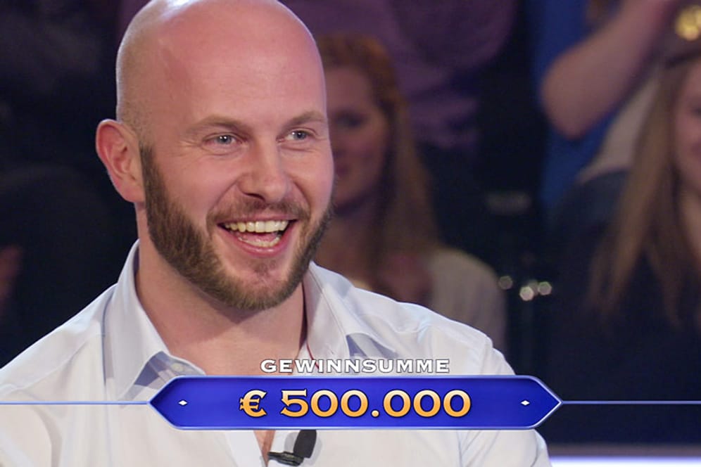 Klaas Flechsig hat Grund zur Freude: Er räumte bei Günther Jauchs Rateshow 500.000 Euro ab.