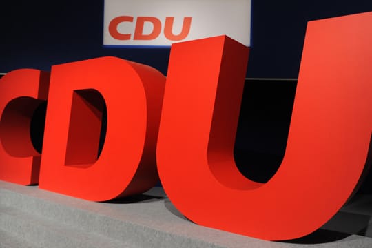 Ärger um ein CDU-Plakat in Karlsruhe.