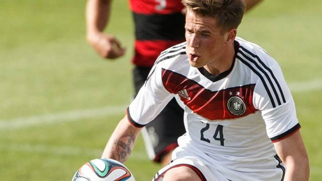 Erik Durm trug beim Test gegen die U20 die Nummer 24.