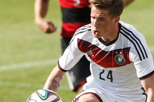 Erik Durm trug beim Test gegen die U20 die Nummer 24.